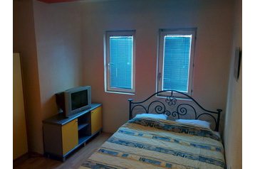 Macedonia Privát Ohrid, Wewnątrz